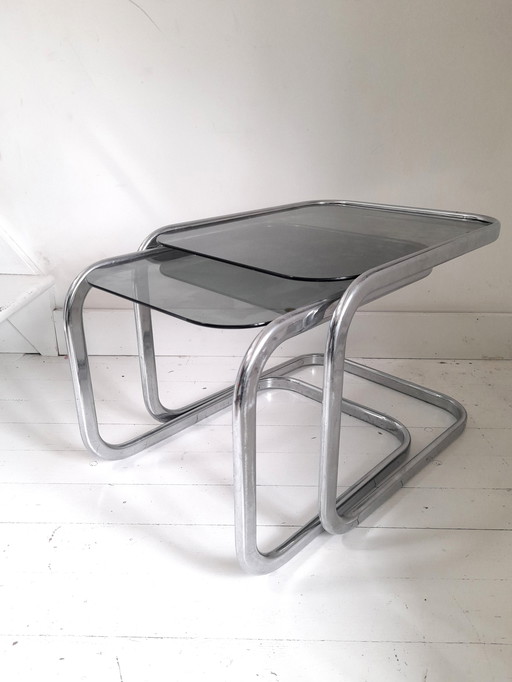 70S Chroom en Rookglas Nesting Tables