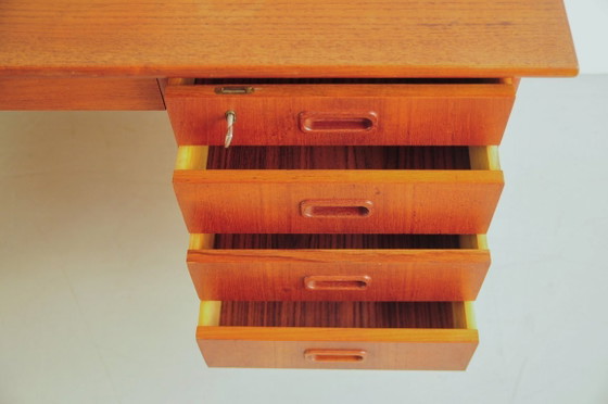 Image 1 of scrivania vintage danese in teak