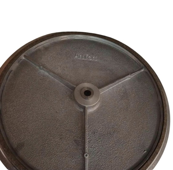 Image 1 of Artifort coffee table "Circle"