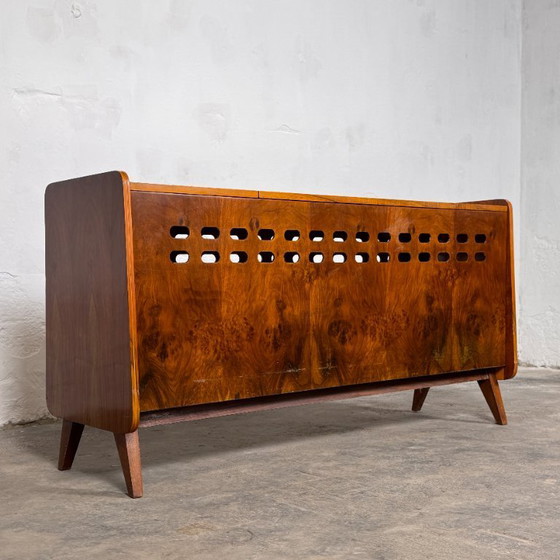 Image 1 of Bedlinnenopslag uit het midden van de eeuw door František Jirák voor Tatra Nábytok, jaren 60