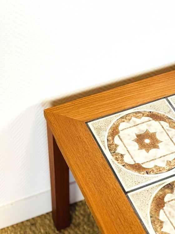 Image 1 of Scandinavische salontafel van teakhout en keramiek, 1960