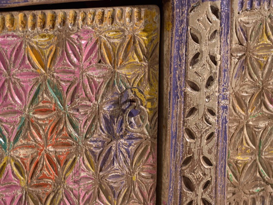 Antiker geschnitzter polychromer Unterschrank aus Kiefer – Xinjiang, ca. 1900 – Buffetschränke, Iron (photo 10 of 40)