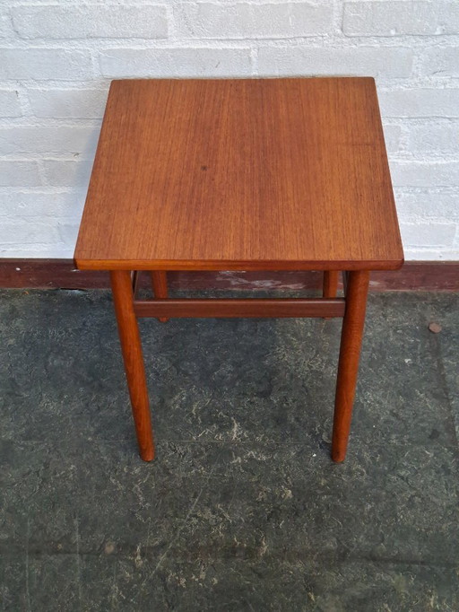 Vintage teak houten bijzettafel, 1960s