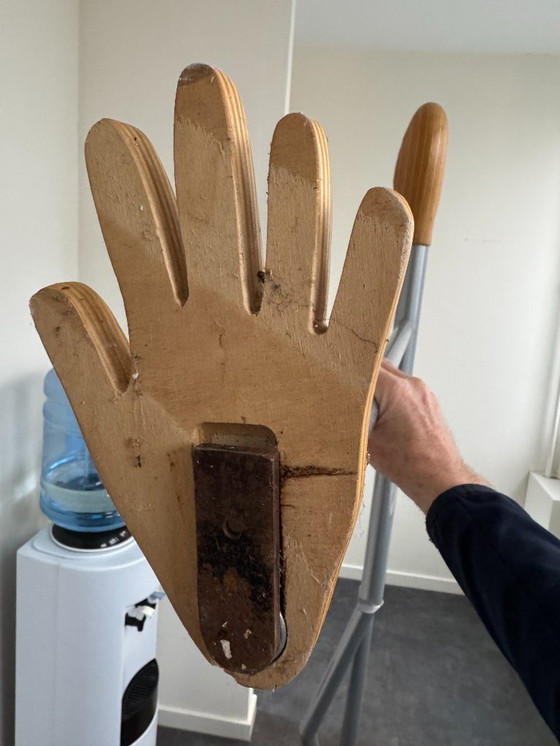 Image 1 of porte-manteau design