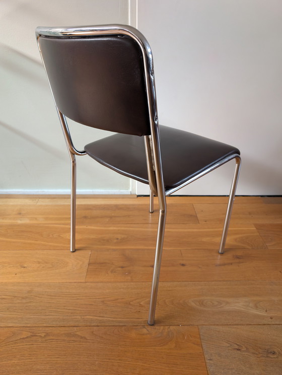 Image 1 of Vintage jaren 70 buisframe eetkamerstoelen / stoelen Bauhaus  donker bruin 
