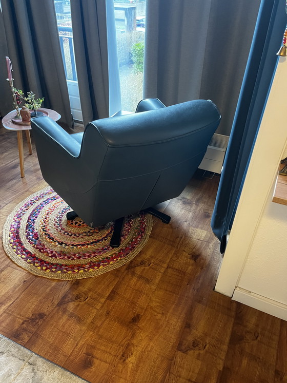 Image 1 of Xooon Trento Armstoel. Benzine . Geheel leder