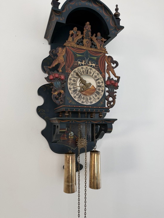 Hindelooper Wanduhr grün bemalt – Franz Hermle & Söhne, Uhren, Metall, Holz (photo 6 of 15)