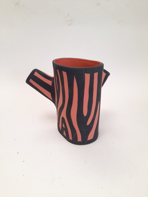 Vaso a forma di camion con albero di Richard Woods per Hay