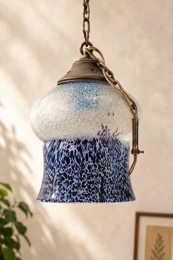 Lampada a sospensione in vetro di Murano soffiato a mano, viola/bianco, vintage anni '70 (photo 2 of 11)
