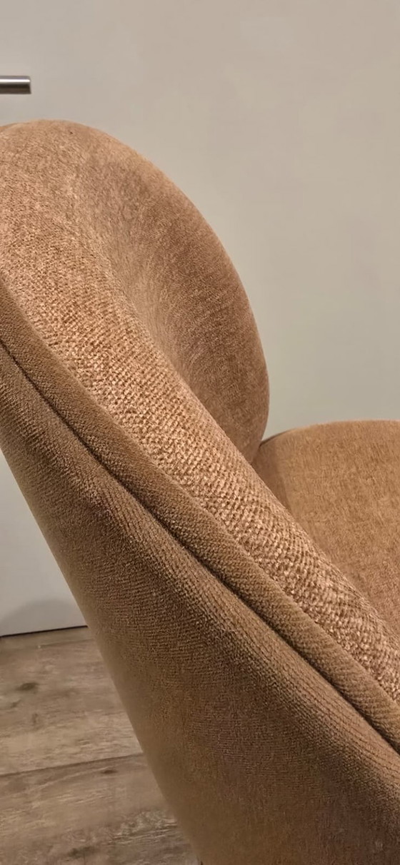 Image 1 of Sedia da bar Gubi Beetle