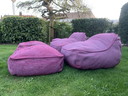 Hocker und Puffs mit Beistelltisch von Paola Lenti