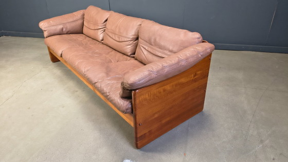 Image 1 of Canapé 3 places en cuir et teck danois, par Mikael Laursen, années 1970