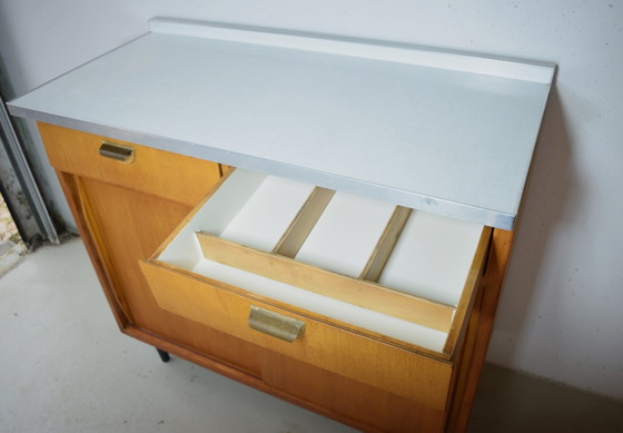 Koffiebar uit het midden van de 20e eeuw, vintage keukenkast, dressoir, ladekast – Monke Möbel, Ladekasten (photo 8 of 11)