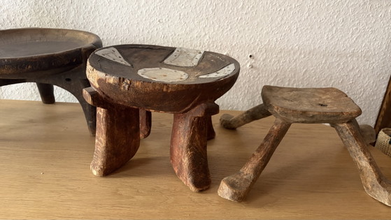 Image 1 of Colección de taburetes antiguos bamileke Oromo Senufo de África 