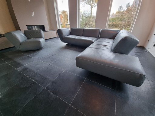 Leolux corner sofa rising dune and chair