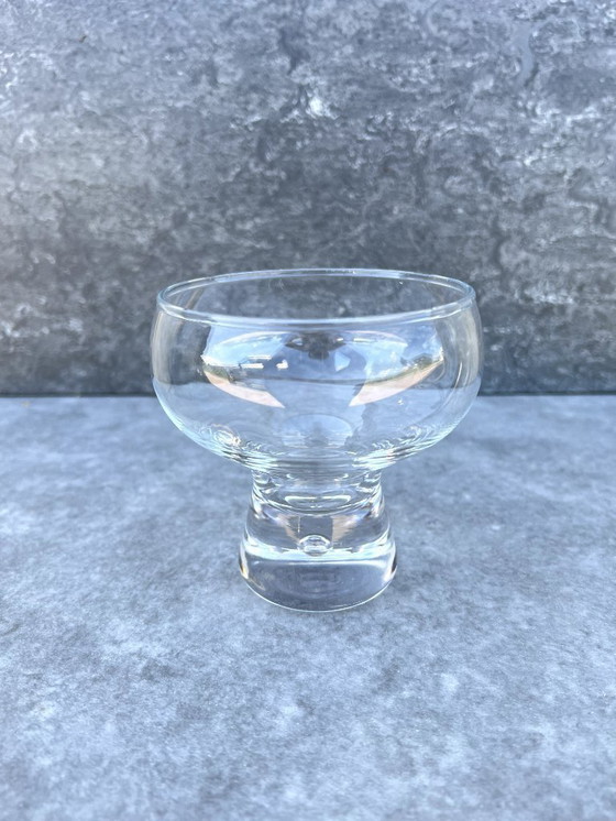 Image 1 of 4x coupe glass with bubble