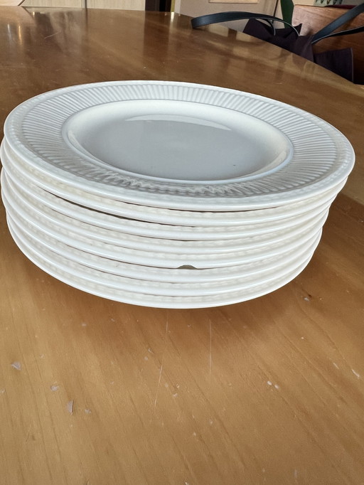 16 schoteltjes Wedgwood Edme. Annata 