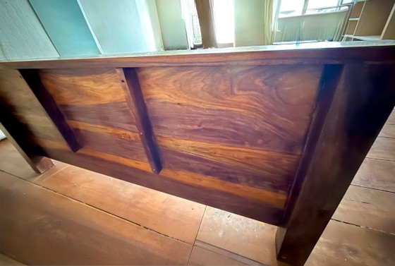 Image 1 of Cama de diseño Kare macizo fabricada en madera dura/teca de 160x200