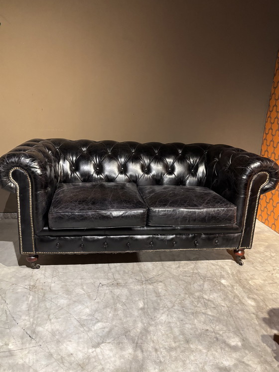Image 1 of Chesterfield sofa Black grained leather