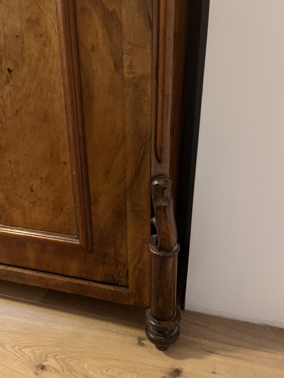 Image 1 of Louis Philippe Vertiko Schrank (1870) – Massives Walnussholz