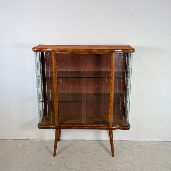 Vetrina vintage con ante in vetro – Noce caldo e stile Art Déco – Anni '50 – Vetrine, Wood (photo 3 of 13)