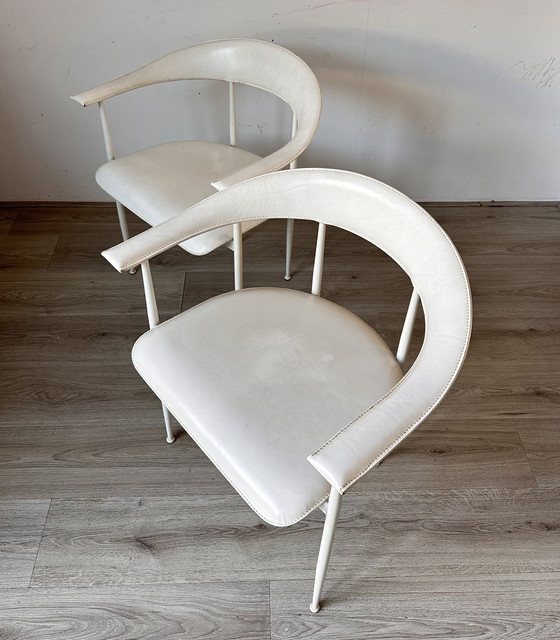 Image 1 of 2 sedie da pranzo Fasem P40 design