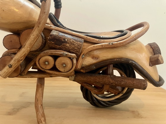 Image 1 of Harley Davidson - Chopper-Motorrad aus Holz