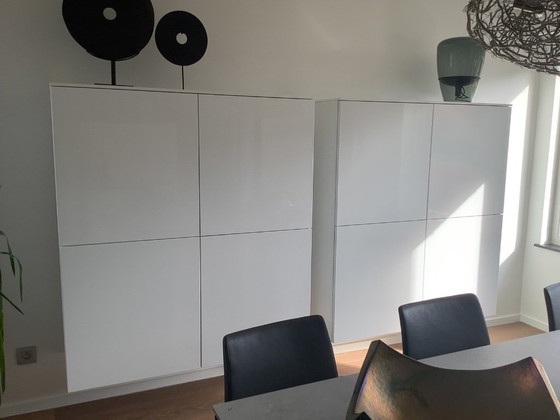 Image 1 of 2 armoires murales brand karat high-gloss