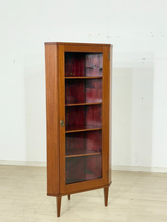 Image 1 of Vintage hoekkast uit de jaren 60 | Teakhouten vitrinekast | Woonkamerkast