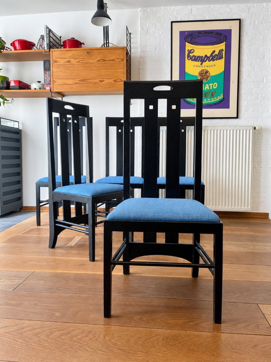 Set of 5 Ingram chairs – after a design by Charles Rennie Mackintosh – – Dining chairs, Wood, Textile (photo 5 of 10)