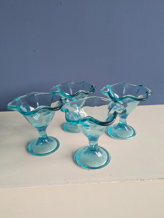 Image 1 of 4x glass ice cream coupes