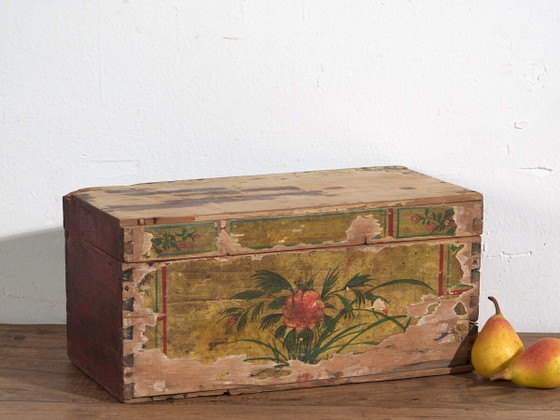 Kleine antike orientalische Schatulle mit Blumendetails (ca. 1900) #32 – Dekorative Objekte (photo 2 of 40)