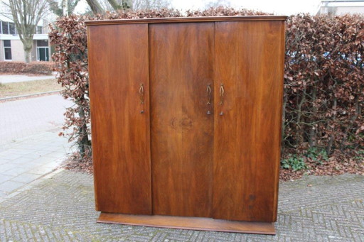 Vintage (jaren 30-50) 3-deurs houten kledingkast, 2x 1/3 leg en 1/3 hang
