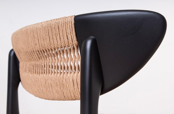 Image 1 of Set van 6 Scandinavische moderne eetkamerstoelen, met touwzitting en -rugleuning, jaren 60