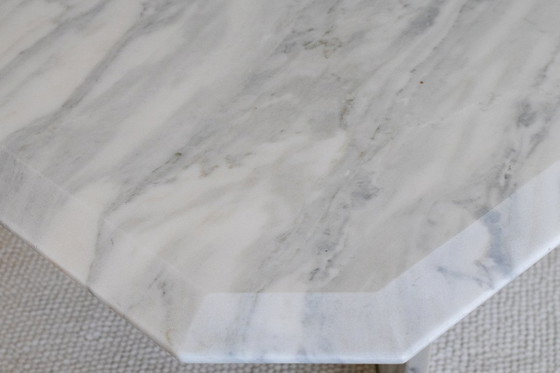 Italian carrara marble side table, White, Modern (photo 4 of 6)