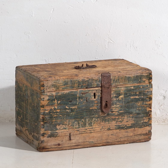Coffre ancien de style primitif (c.1920) #71 – Armoires de rangement, Rustic (photo 8 of 40)
