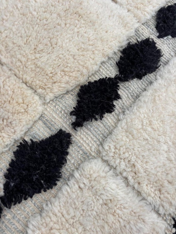 Tapis marocain de luxe fait main – Authentique savoir-faire Atlas 200 cm x 300 cm – Cotton (photo 8 of 10)
