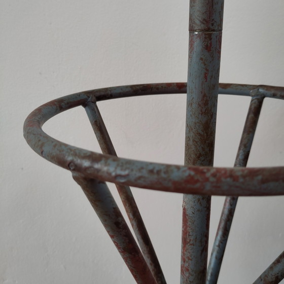Image 1 of Metalen staande kapstok
