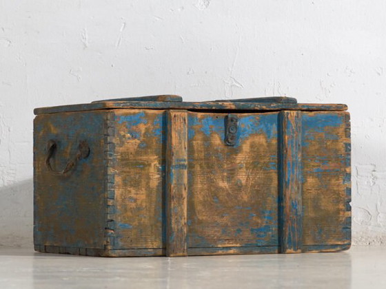 Antique blue primitive style chest (c.1920) #14 – Storage cabinet, Rustic (photo 12 of 34)