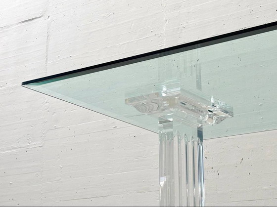 Image 1 of Tavolo in vetro con gambe a colonna in vetro acrilico di FABIANART dall'Italia, Roma anni '80