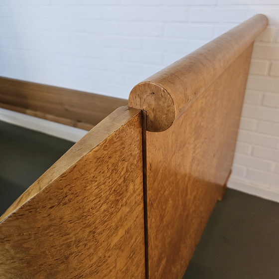 Image 1 of Ensemble de chambre Art Déco en érable moucheté et marbre