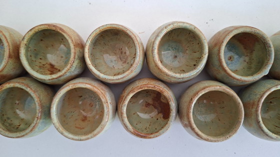 Image 1 of Set of 20 terracotta snail pots