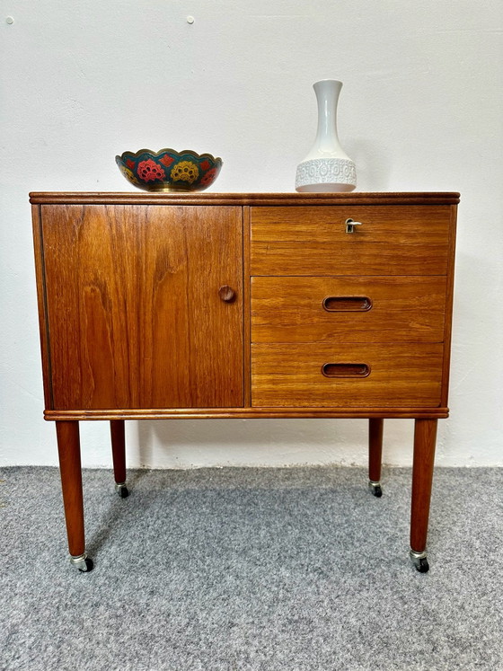 Cassettiera Mid Century in teak, design danese, anni '50 '60, vintage, Cassettiere, Legno, Marrone (foto 2 di 12)