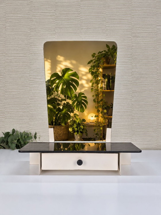 Vintage wall dressing table/hall mirror metal with drawer. – Glass (photo 2 of 10)