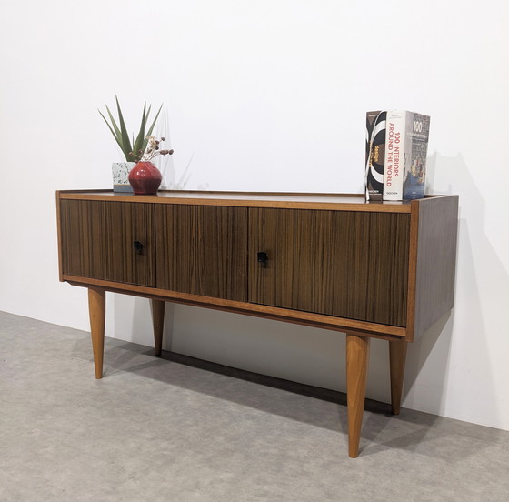 Image 1 of Kleines Sideboard