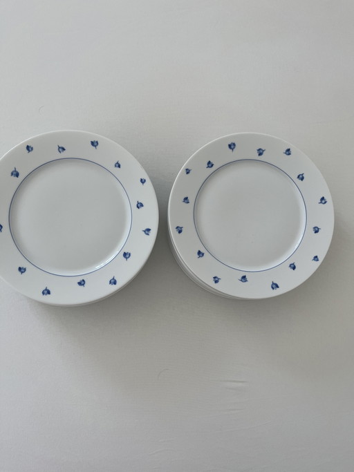 Vaisselle Lalique Muquet 14 assiettes petit déjeuner