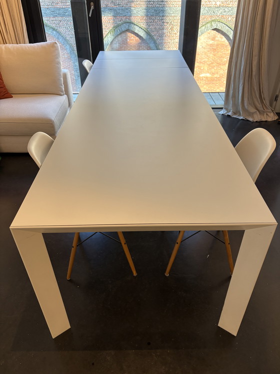 Image 1 of Prachtige handige verlengbare witte designtafel 