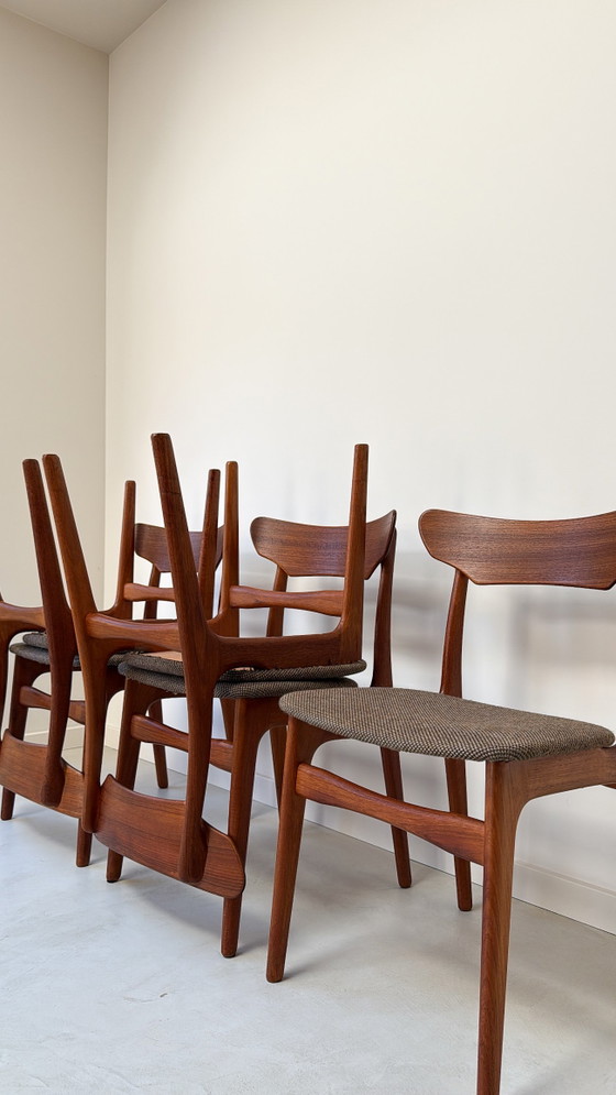 Sei sedie vintage in legno di teak danesi di Schiønning & Elgaard – Sedie da pranzo, Wood, Textile (photo 9 of 11)