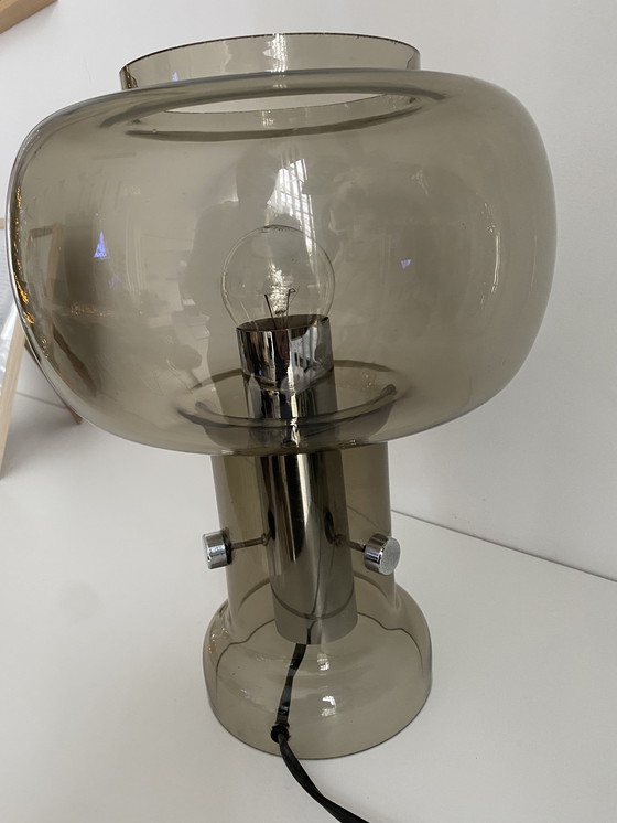 Image 1 of Lampe de table au design vintage