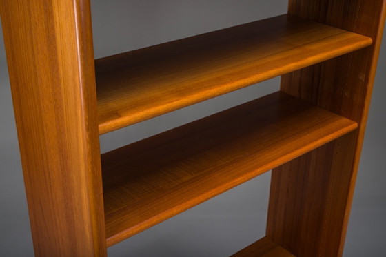 Deense Teak Boekenkast met Kast van Dyrlund, jaren 70 – Boekenkasten, Wood (photo 8 of 10)